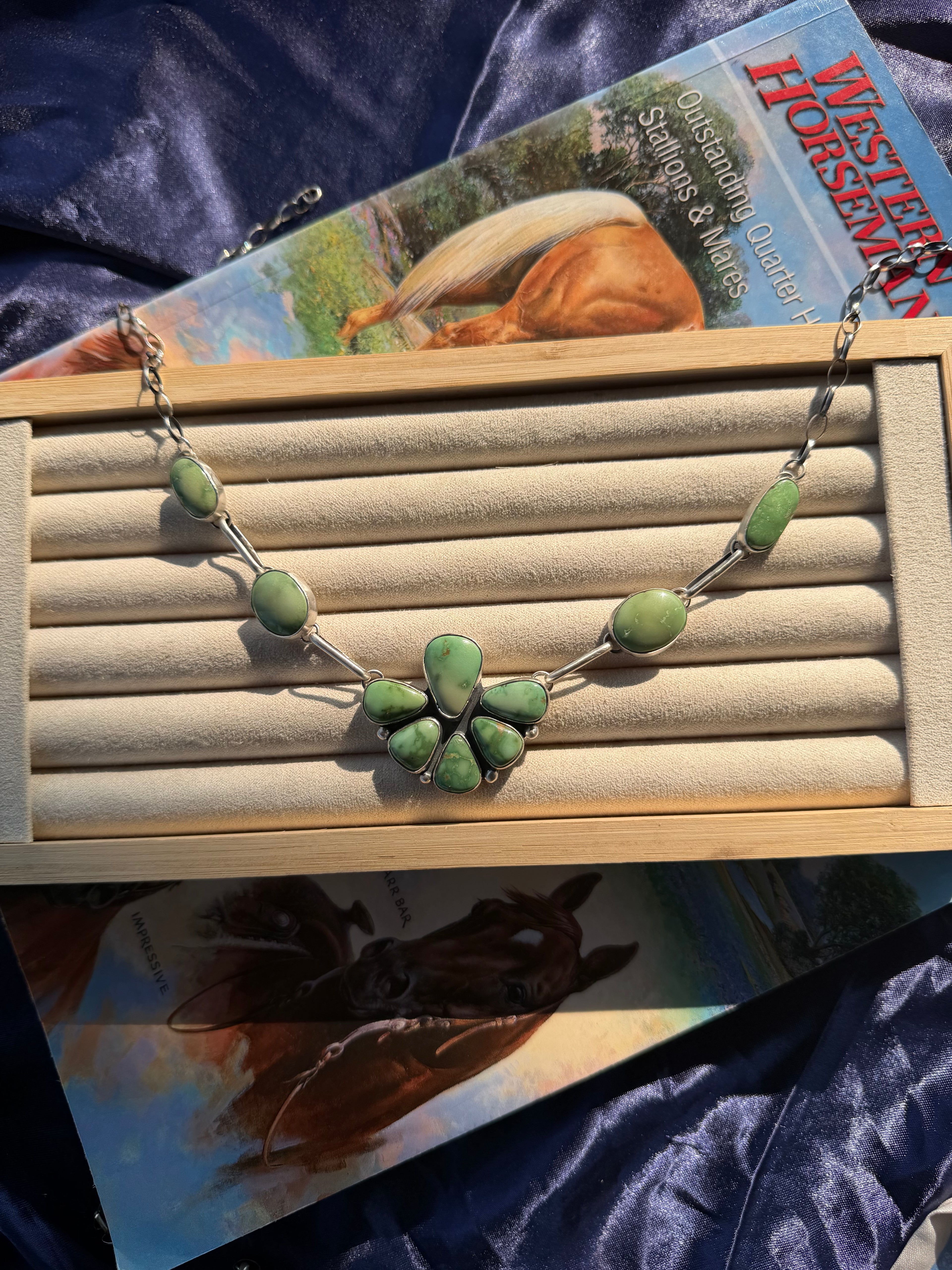 Emerald Valley necklace, 18' chain